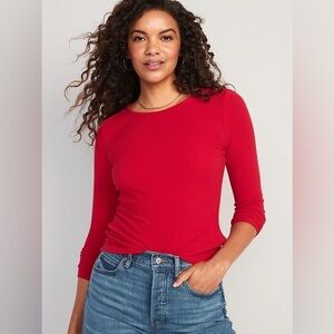 Old Navy Women's Vibrant Red Plush-Knit Long-Sleeve T-Shirt